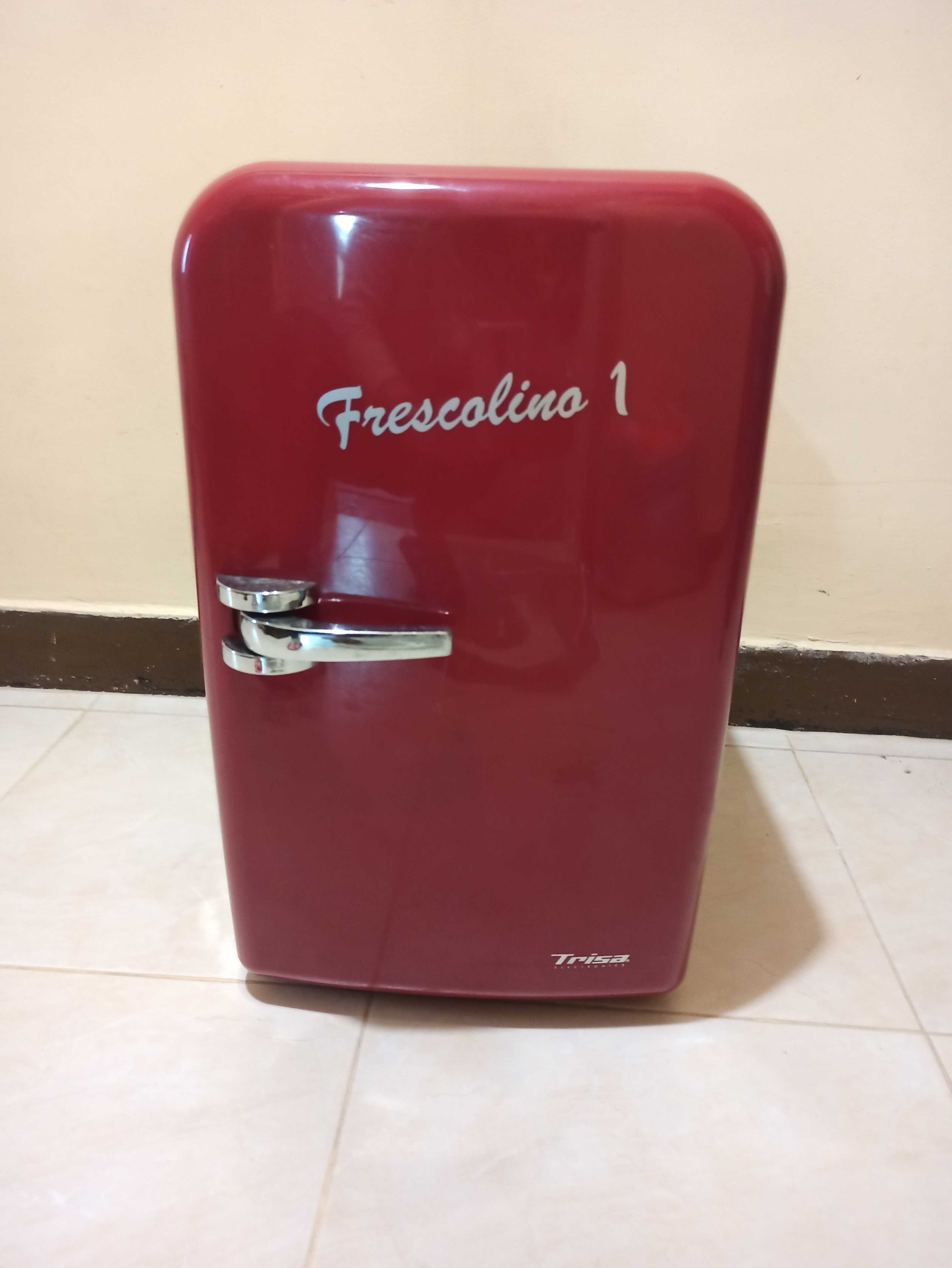Мини хладилник Frescolina - 12V - за кола, камион