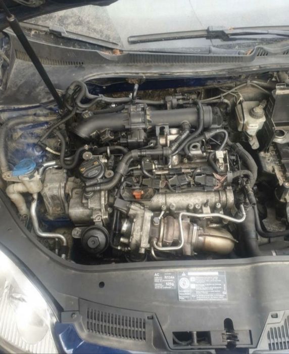 Dezmembrez Vw Golf 5 1.4 benzina/ 2.0 Diesel