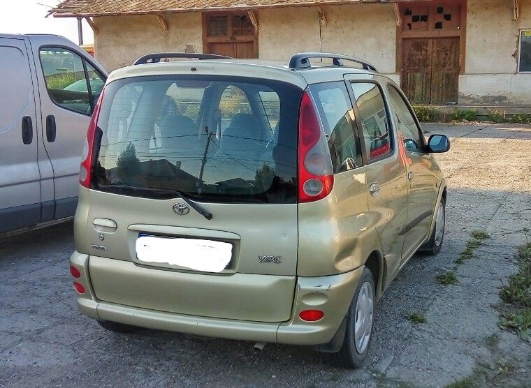 Piese Toyota Yaris Verso