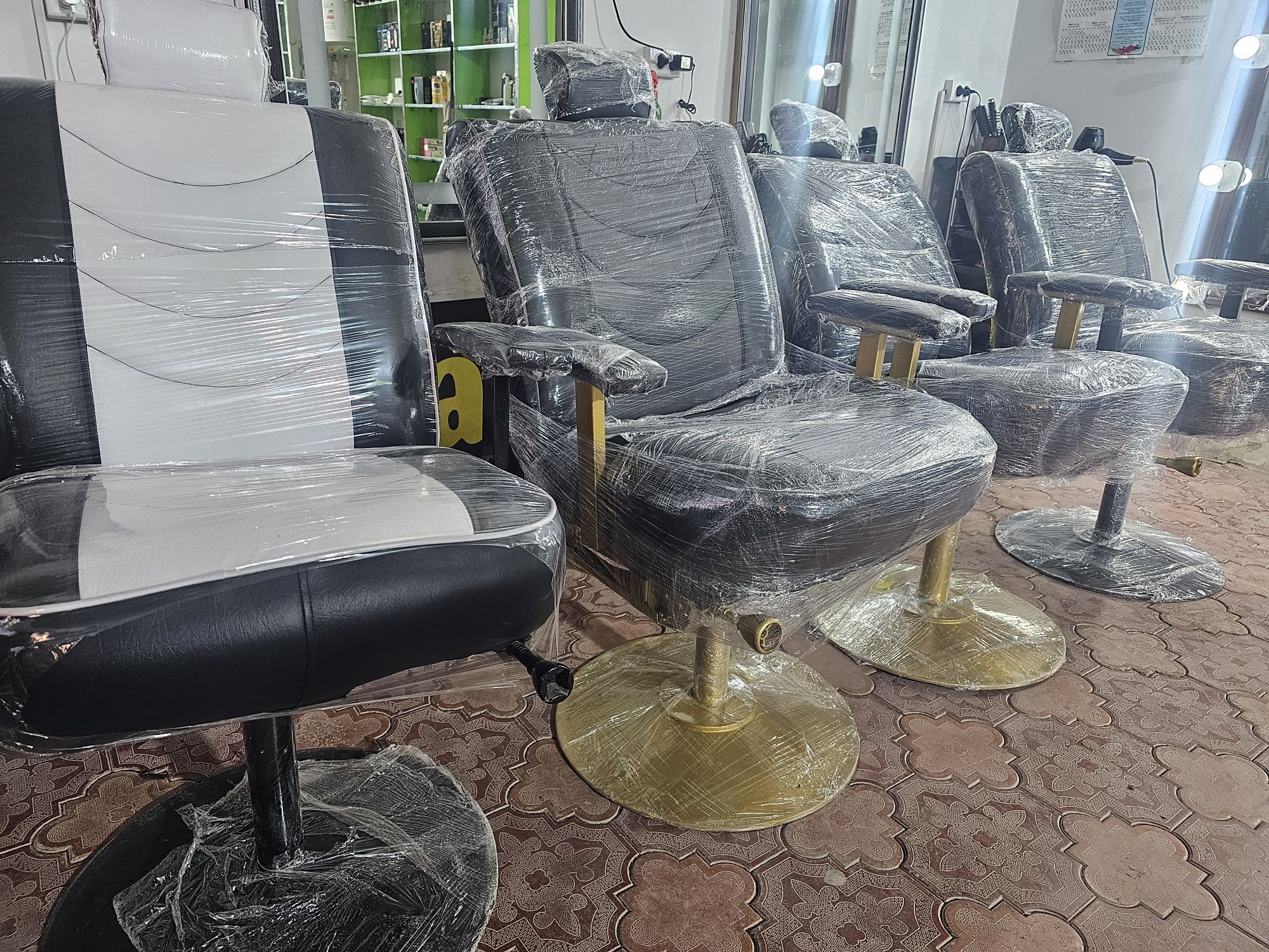 Sartaroshlar kreslosi salon uchun jeniski mursko'y bor Soni cheklanmag