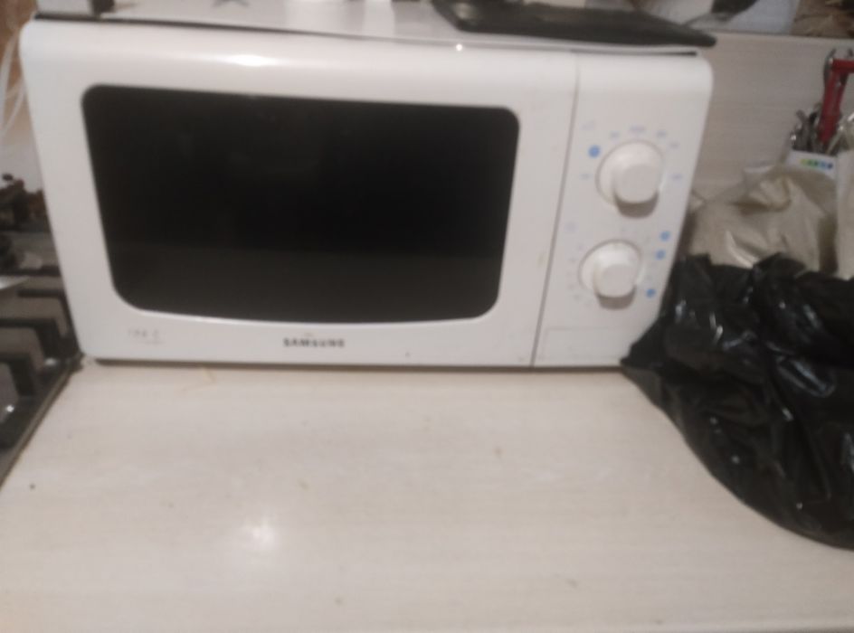 Продаю микроволновку