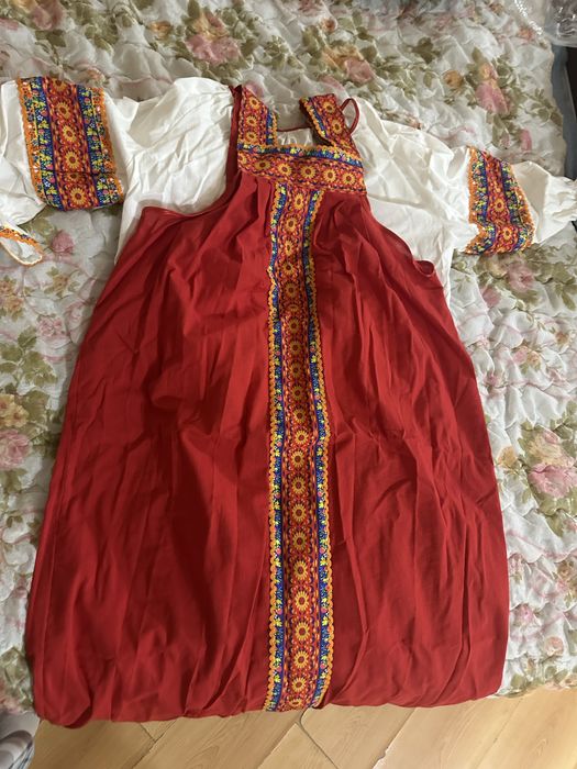 Карнавальный костюм «народная краса»