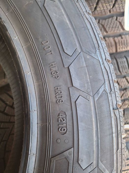 4бр. нови зимни гуми Continental 215/60/17C