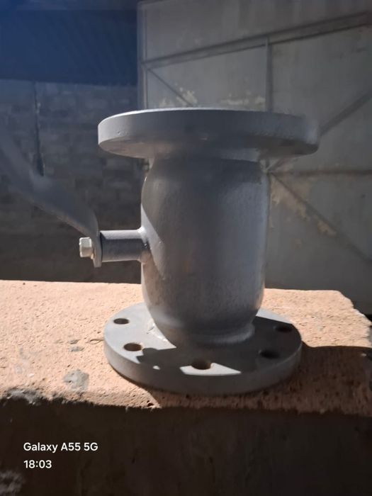 Задвижка сотка шаровый новый