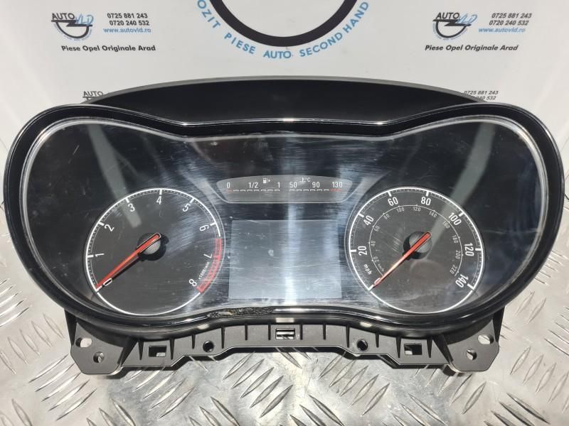 Ceas bord benzina Opel Corsa E
