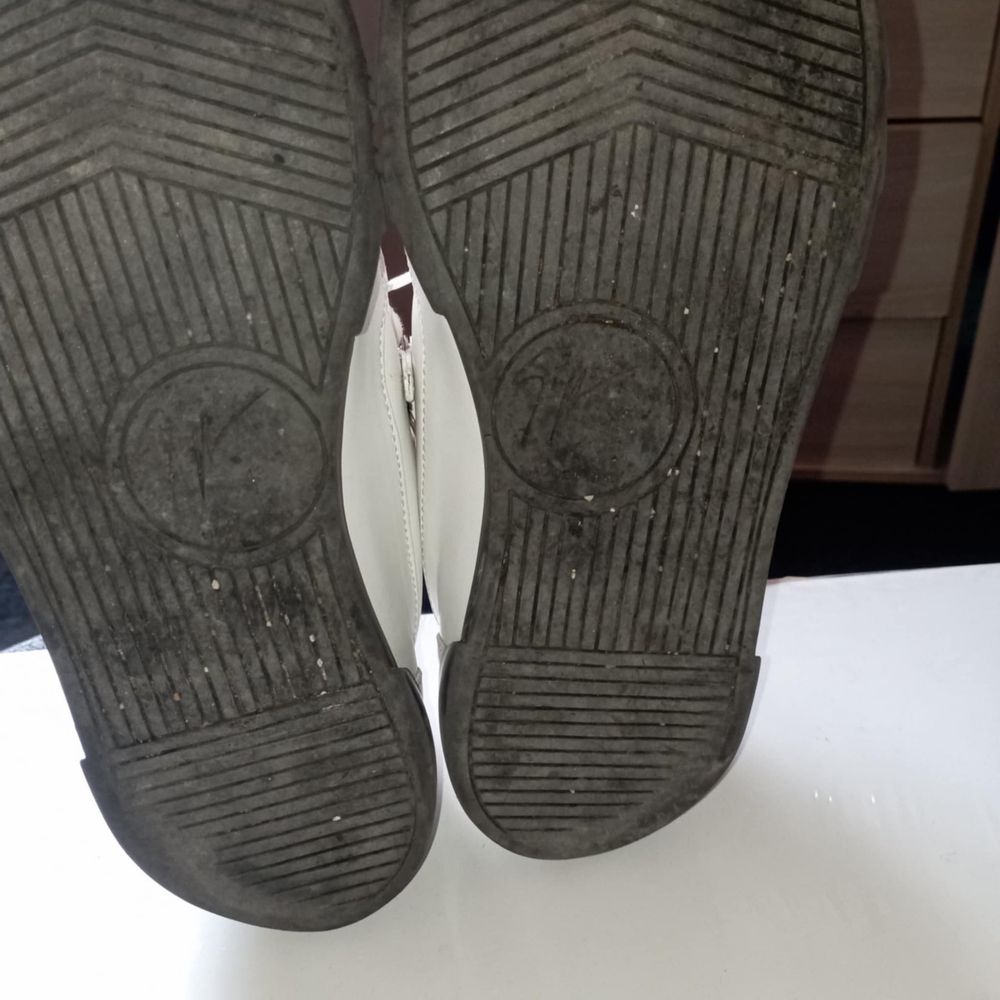 Giuseppe Zanotti shark low, frankie leather, 2 ЧИФТА 43,45 номер..