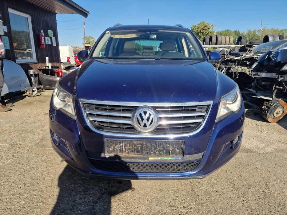 Dezmembram Volkswagen Tiguan 2009 Auromat 4x4 2.0tdi CBAB