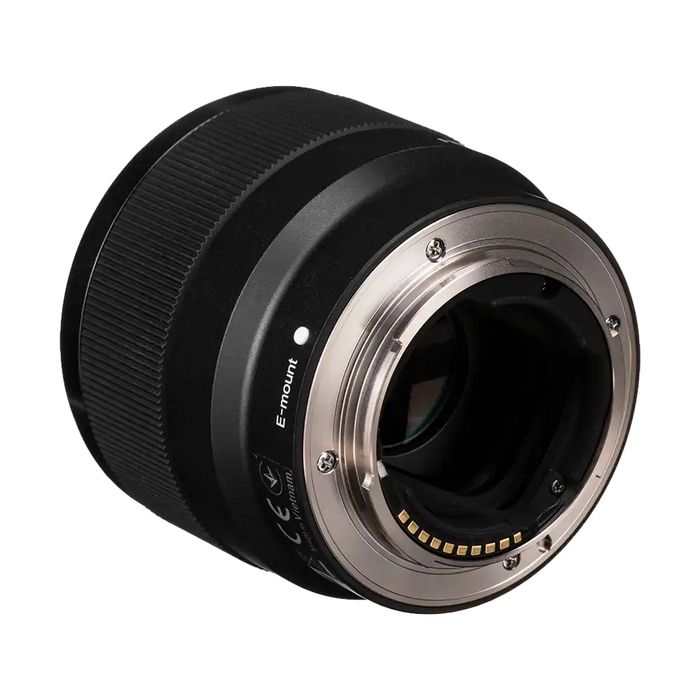 Sony 50 mm 1.8 .