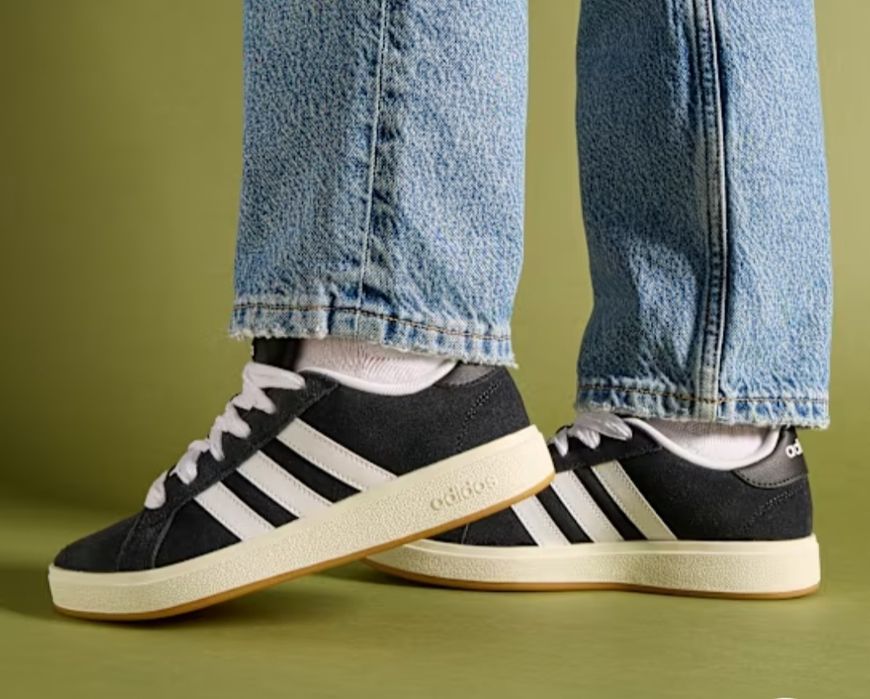 Sneaker Adidas negri