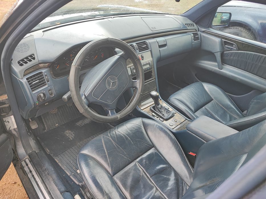 Mercedes E 200 НА ЧАСТИ