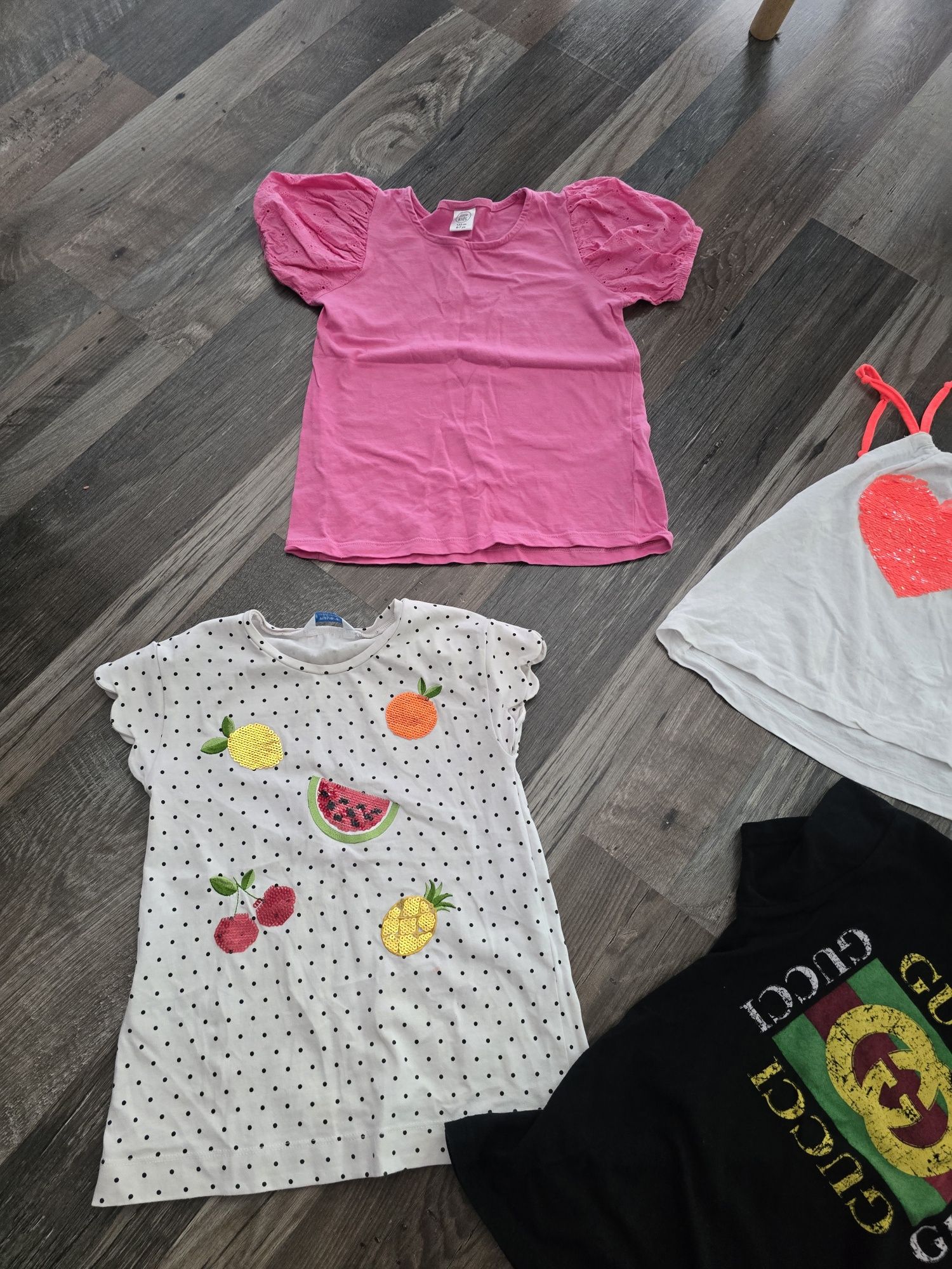 Летни детски дрешки 122/128 guess ,mayoral,gucci,lagerfeld