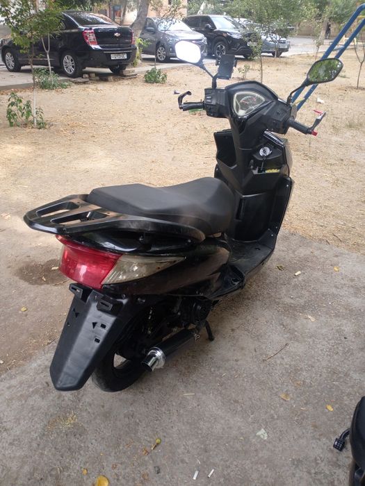 Skuter Cavolo 2024