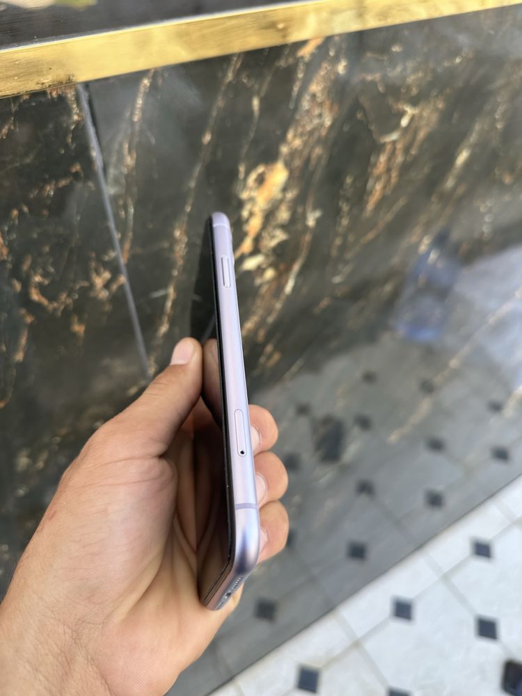 Iphone 11 64 gb srochnaa