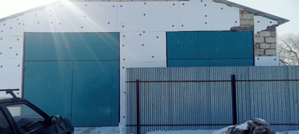 Здам гараж на часы.