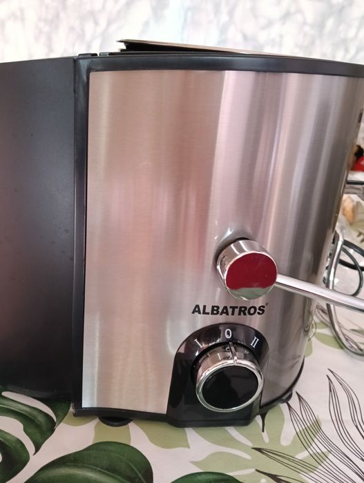 Storcător de fructe și legume Albatros