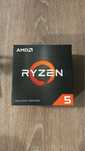 Vand Procesor Ryzen 5 3400G + cooler NOU