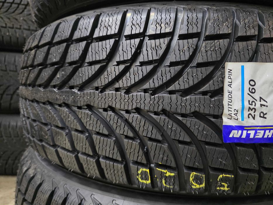 4бр Нови зимни гуми 235 60 17 - Michelin -
