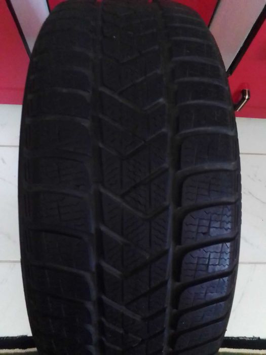 Зимни гуми от Ford употребявани - 2 бр.