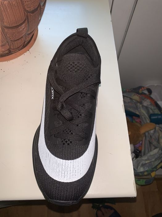 Продам летние кроссовки