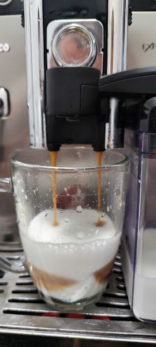 Espressor Automat Saeco Exprelia HD8855 Aparat Cafea Boabe Cana Lapte