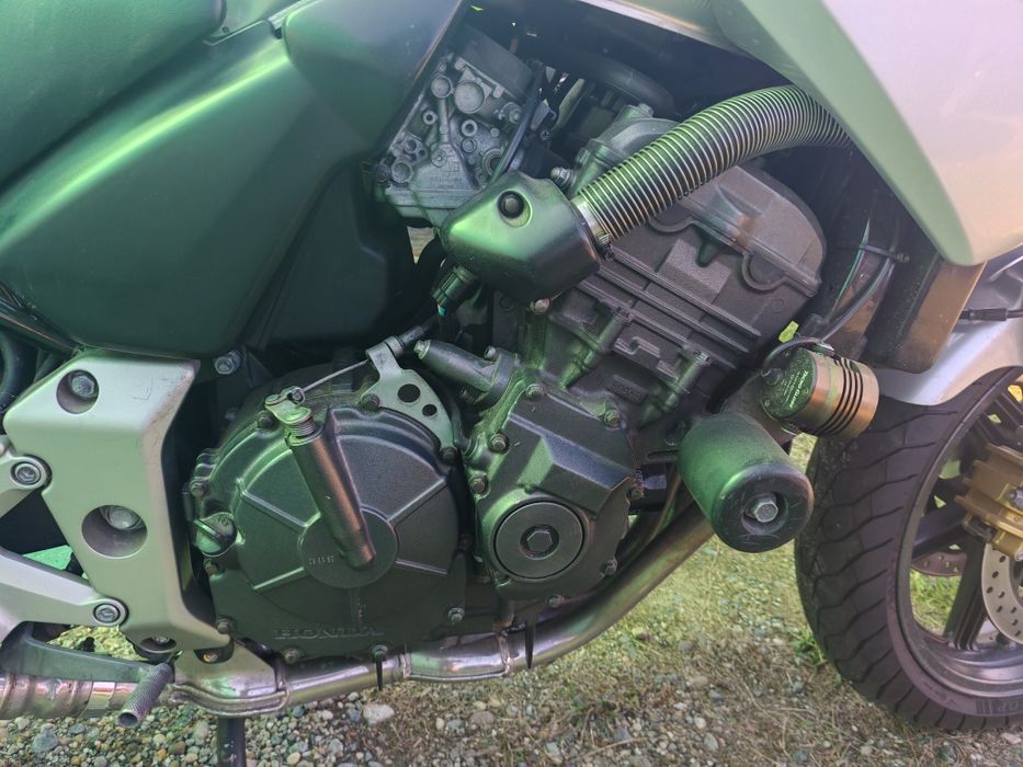 Honda CBF 600 A2(25kw) 2004 cash sau rate fixe