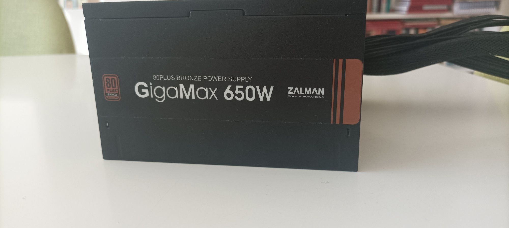 Захранване за компютър ZALMAN