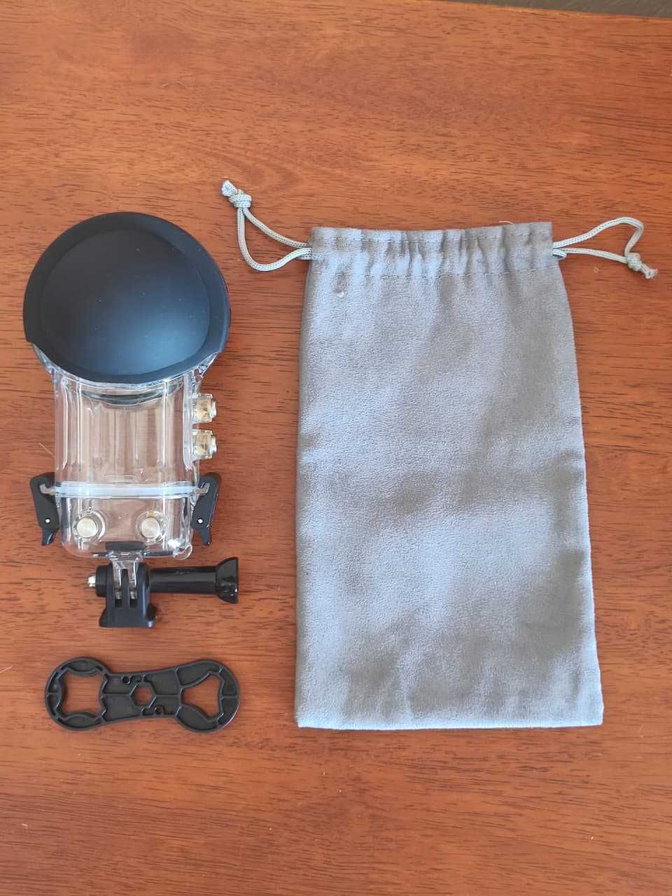 Экшн-камера Insta 360 X3 + Аквабокс