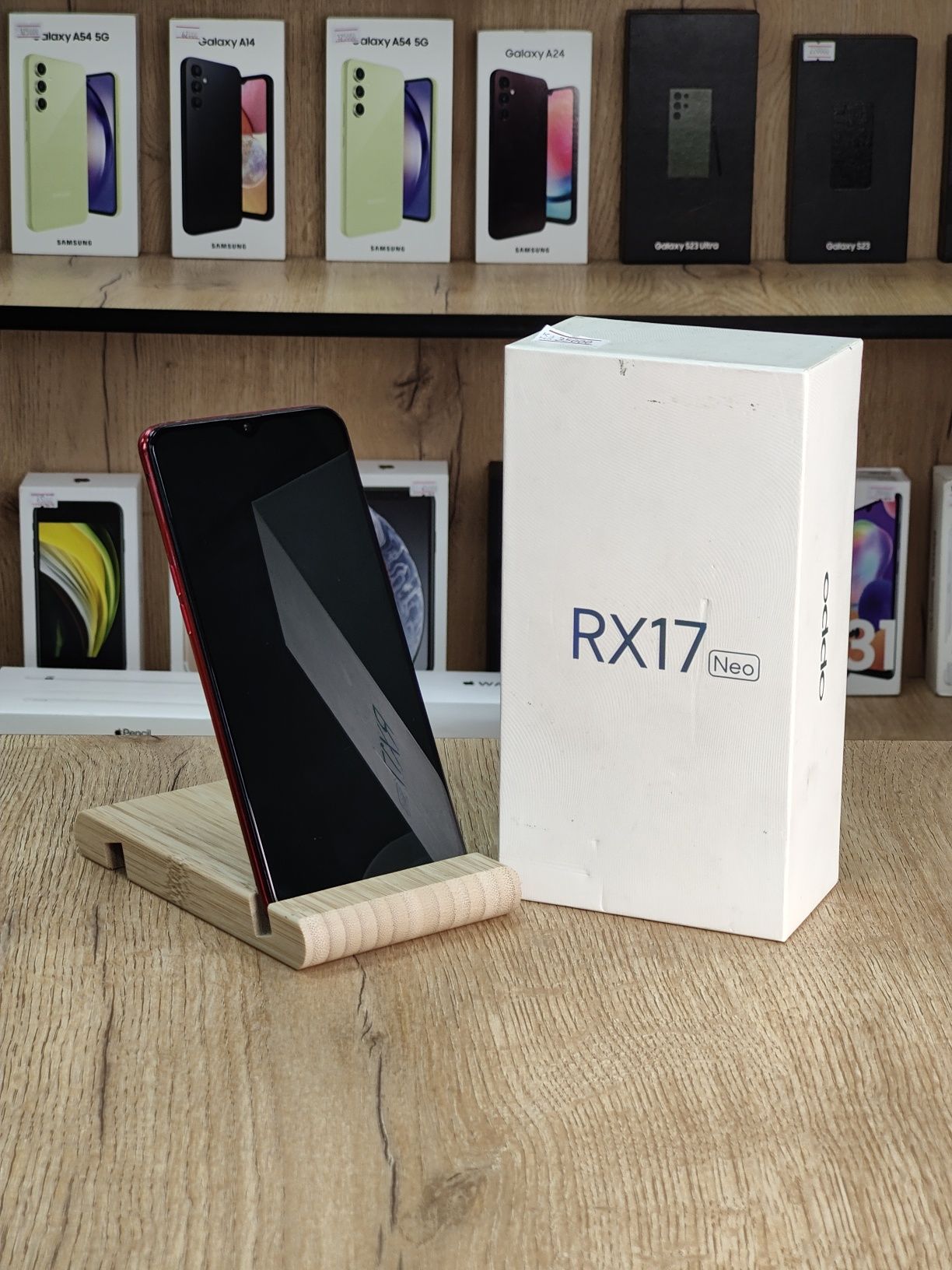 Телефон OPPO RX17 Neo 128 гб