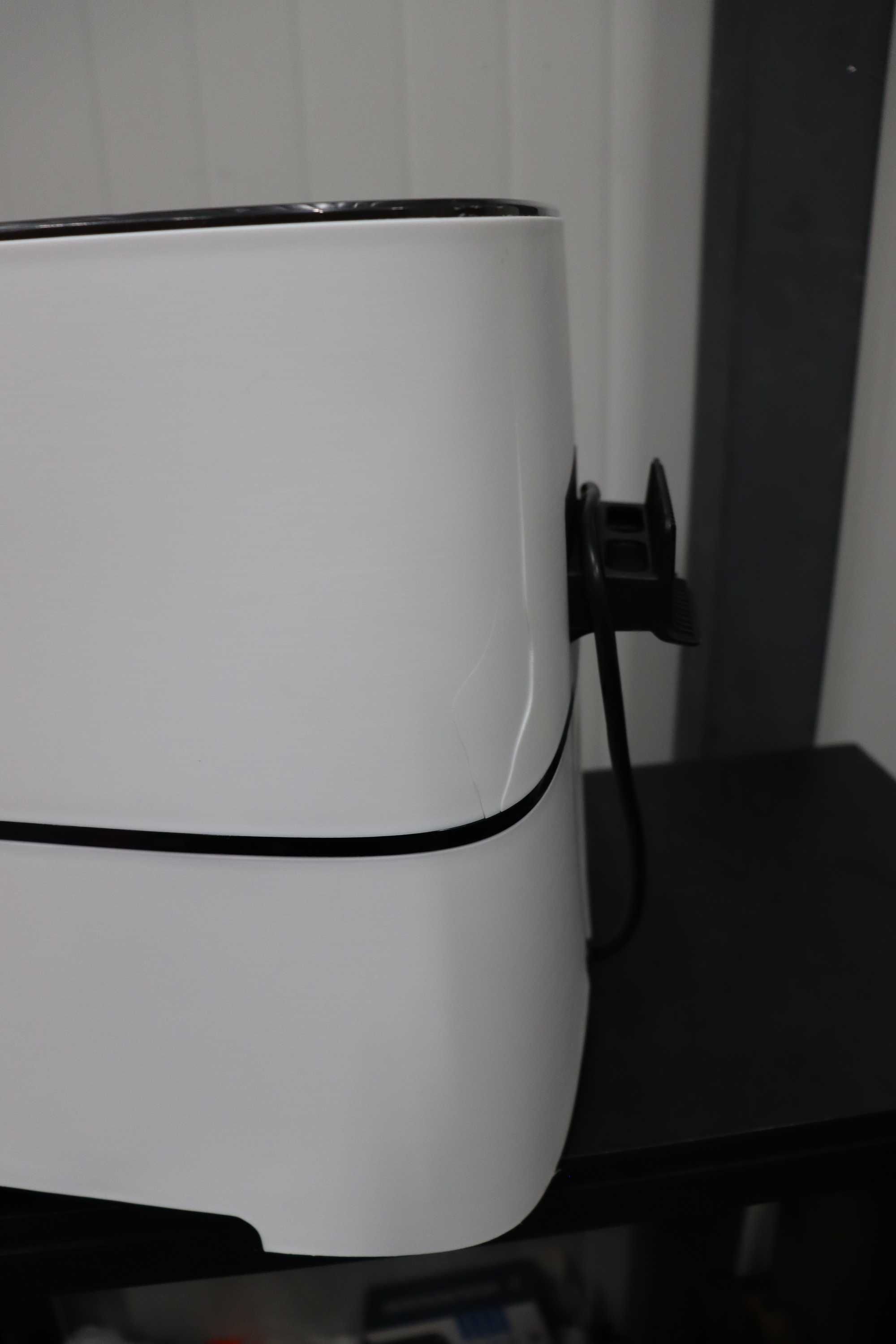 Фритюрник с горещ въздух Cosori Premium Smart Air Fryer, 5.5L Бял