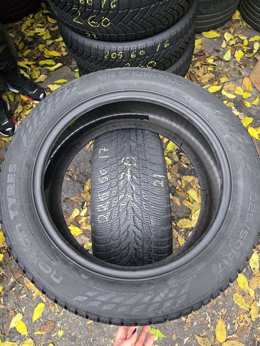 Anvelope Nokian 225/50/17 iarna