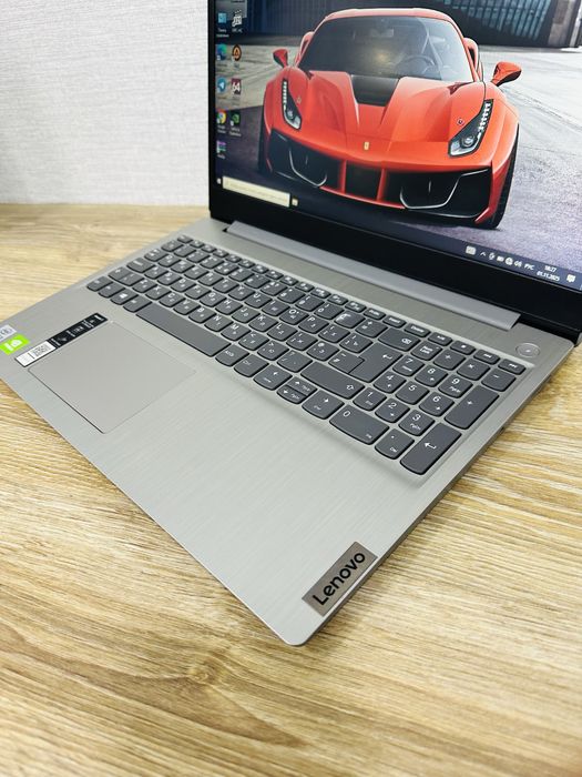 Игровой ноутбук Lenovo i3-10 Gen с DDR5 Видеокартой, для игр и работы