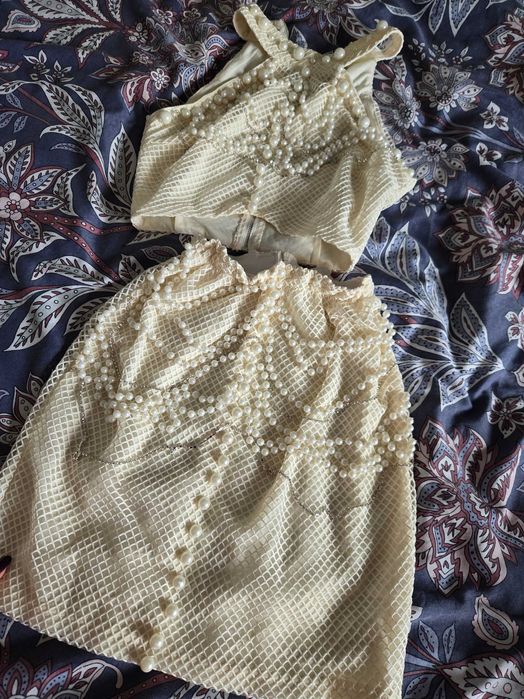 Дамски бежов сет С размер