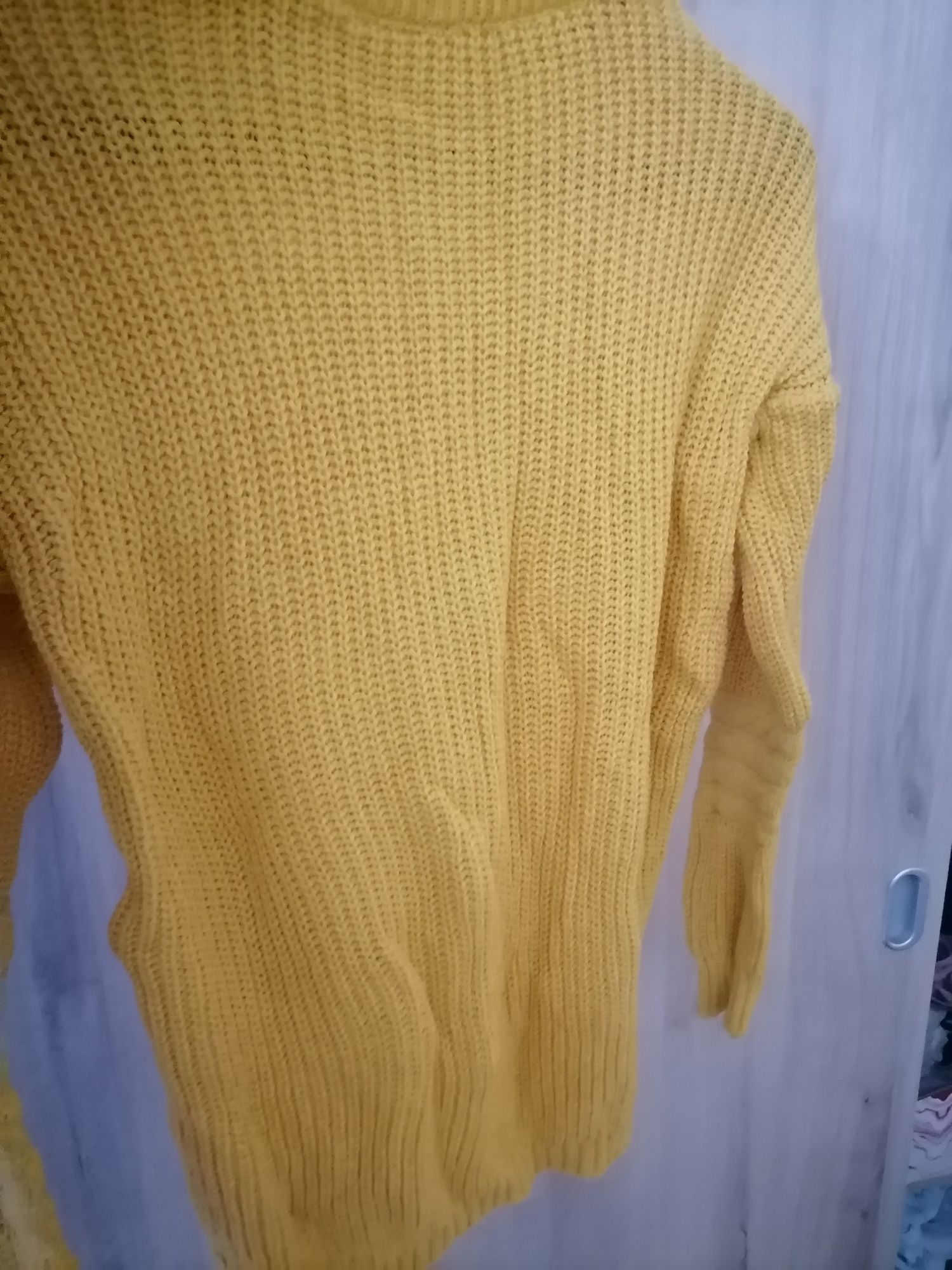 Дамски пуловери универсален размер
