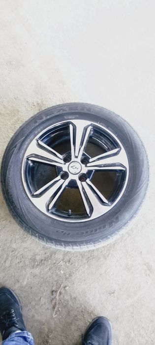 Комплект диск с летней шины р 15; 4×100