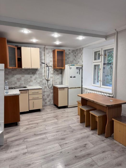 Продам квартиру  двух комнатная