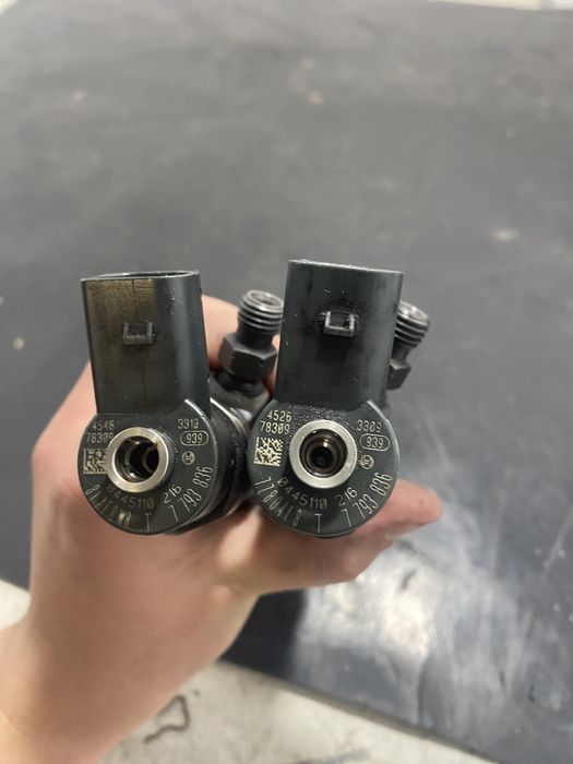 Injector injectoare BMW E60 520d 163 cp M47 530 D m57 7793836 X5 E53