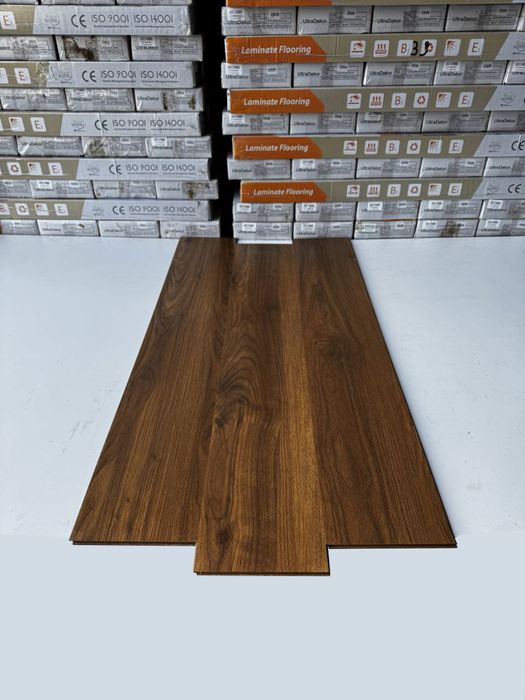 Laminate flooring