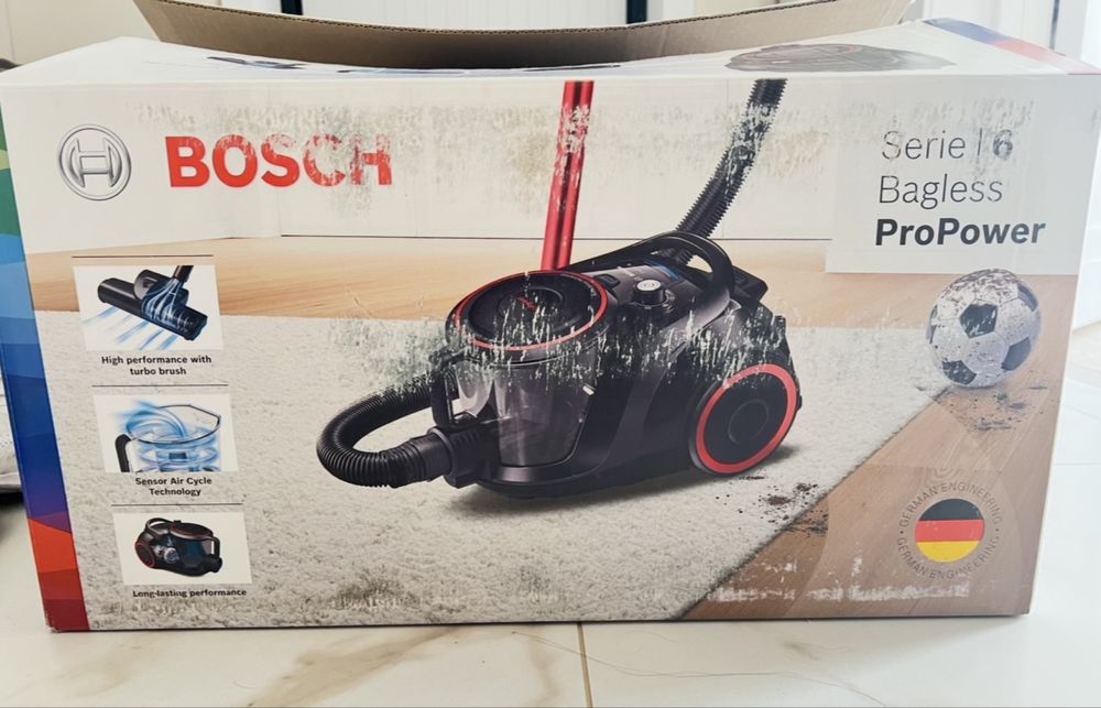 Продается пылесос BOSCH почти новый