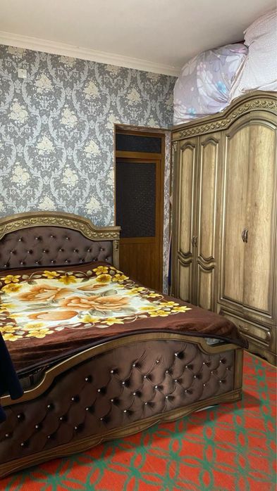 спални мебел сотилади