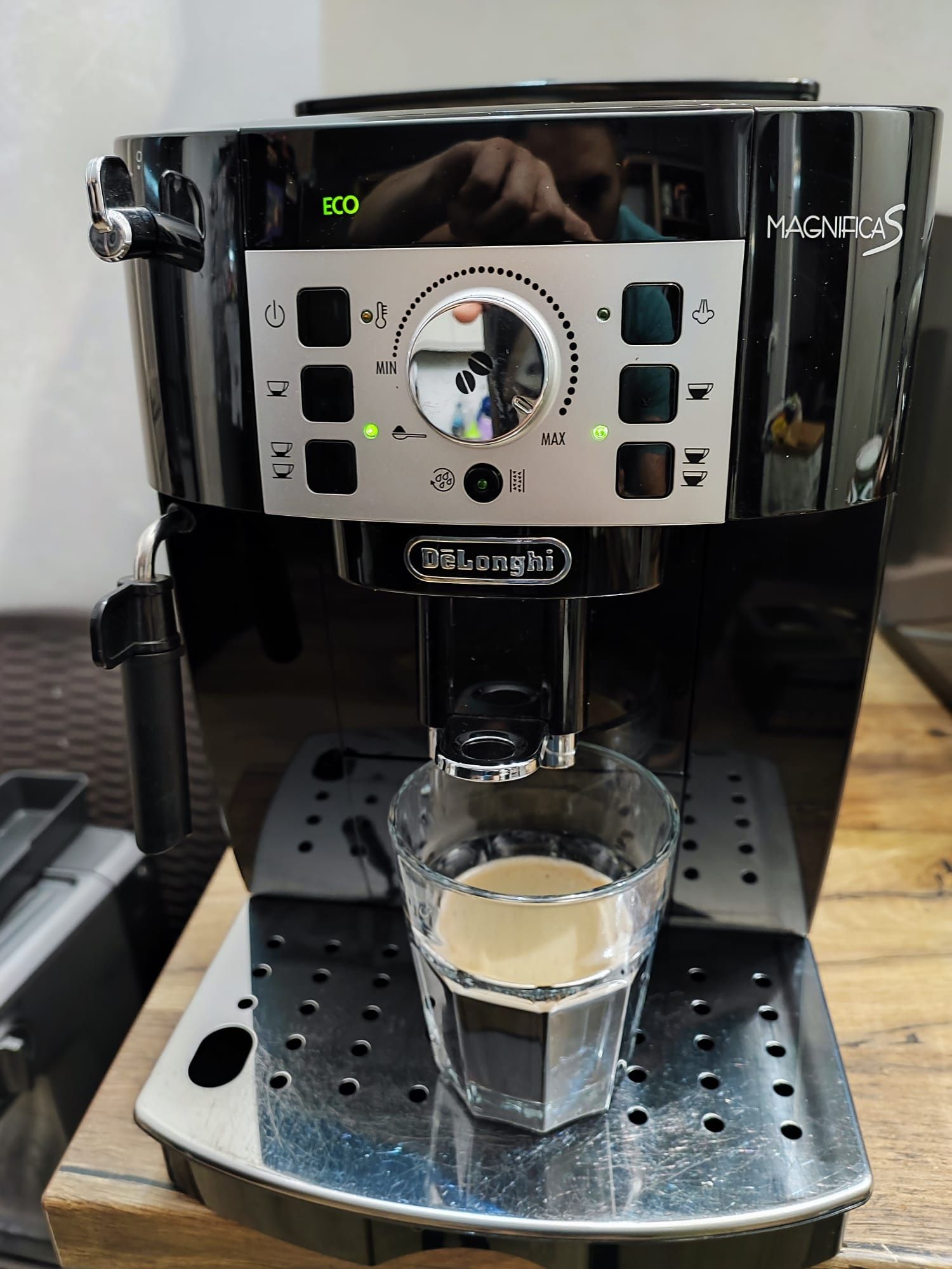 Espressor automat De'Longhi Magnifica S ECAM 22.110B, 1450W, 15 bar, 1