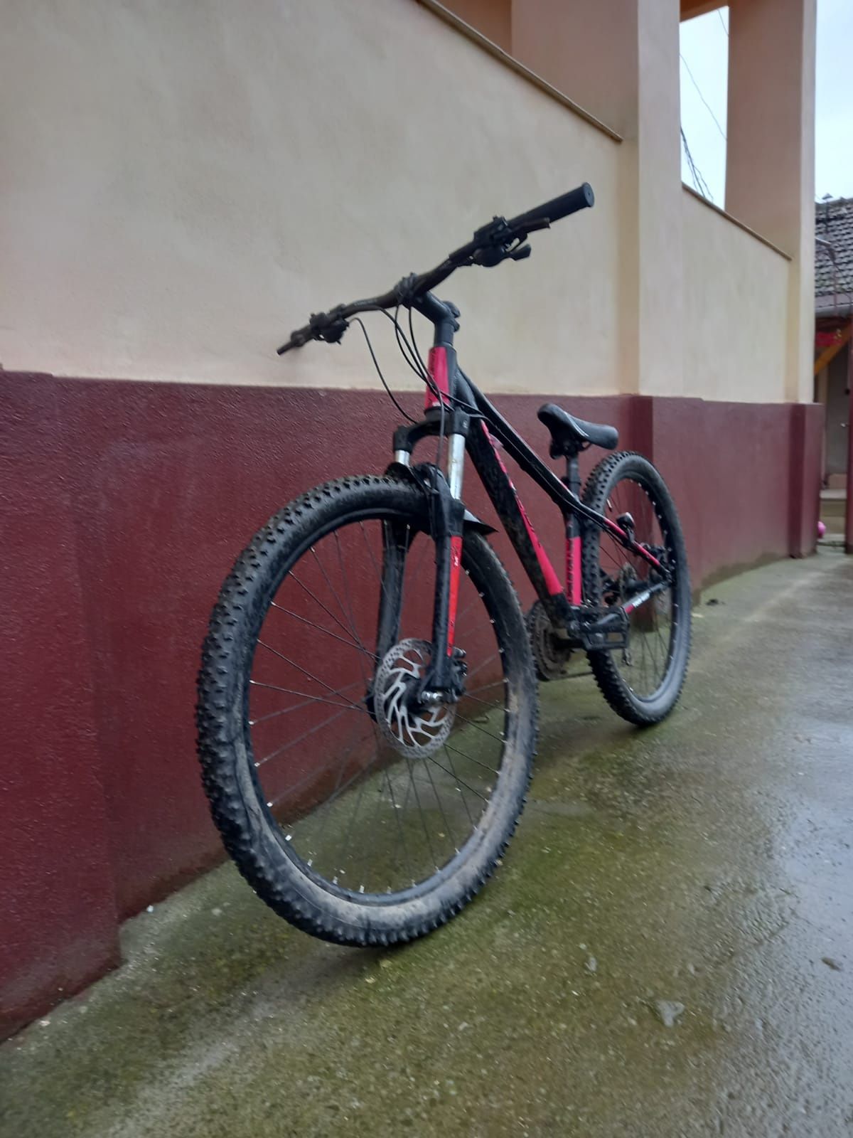 Vând bicicleta mtb