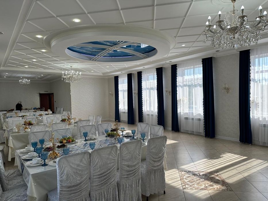 Продам действующее кафе 400 м2 в районе Зачаганска