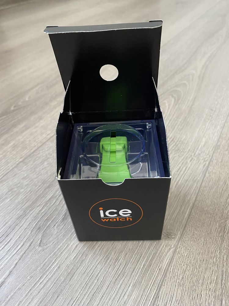 ICE watch nou in cutie