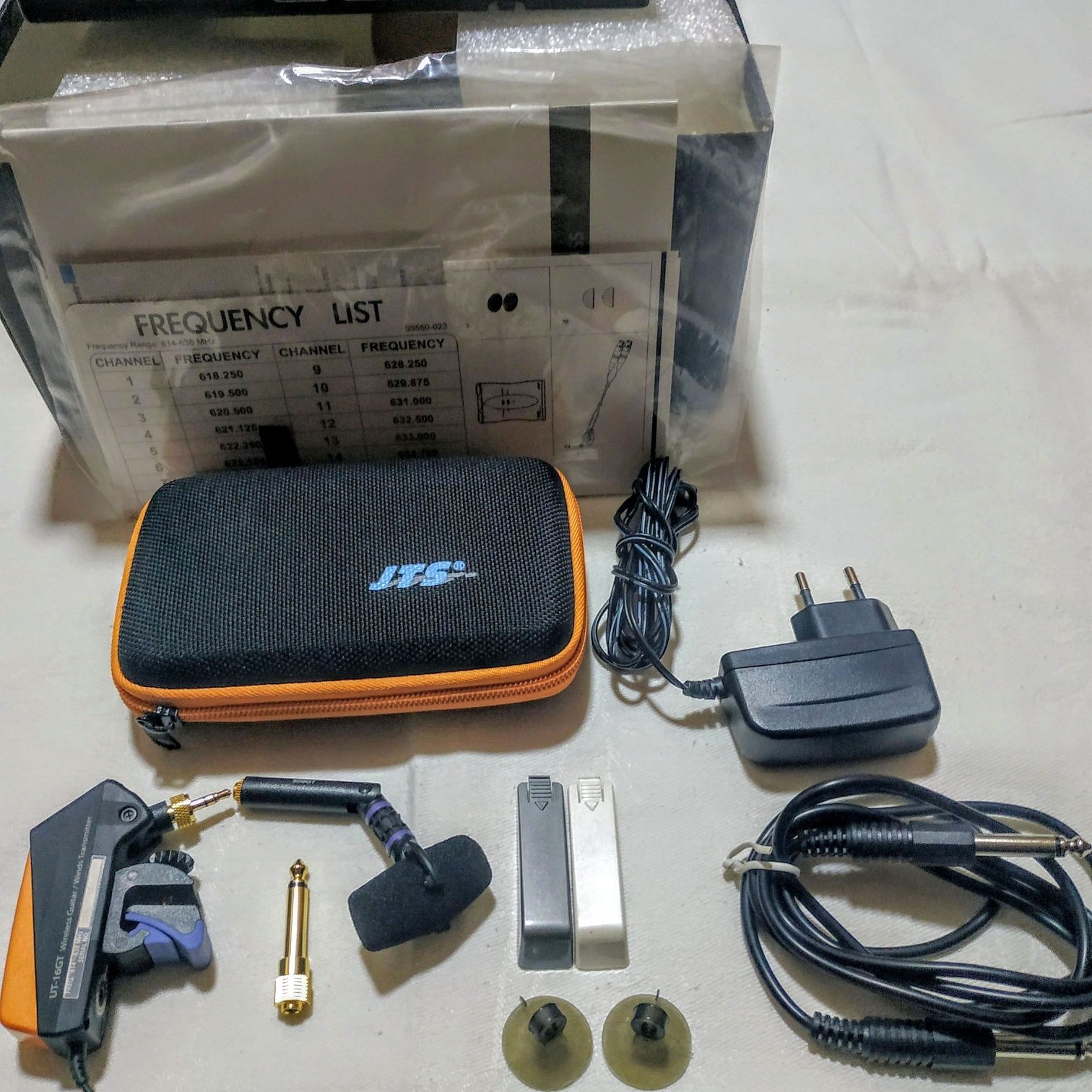 Инструментальный радиомикрофон JTS ( Japan )