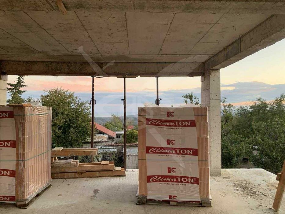 Продава се Къща в Варна, м-т Боровец - юг - 196 кв.м за 1270 €/кв.м - Снимка #5