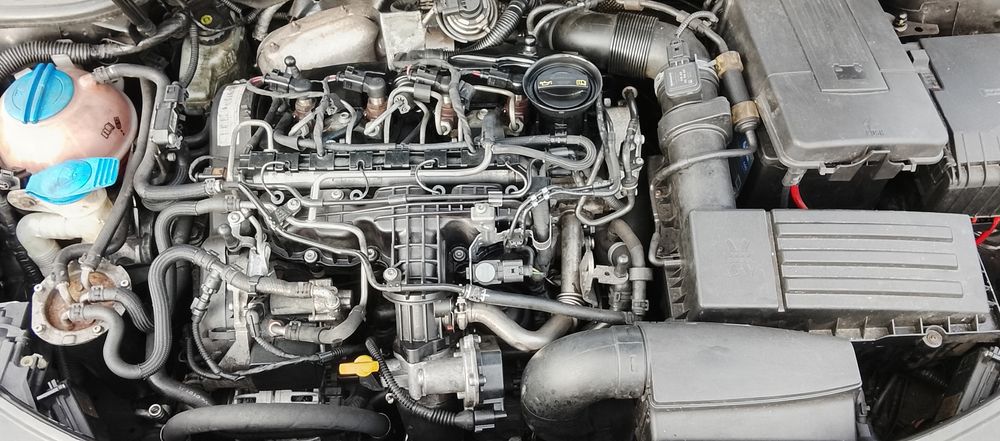 Motor vw seat skoda 1,6 cay
