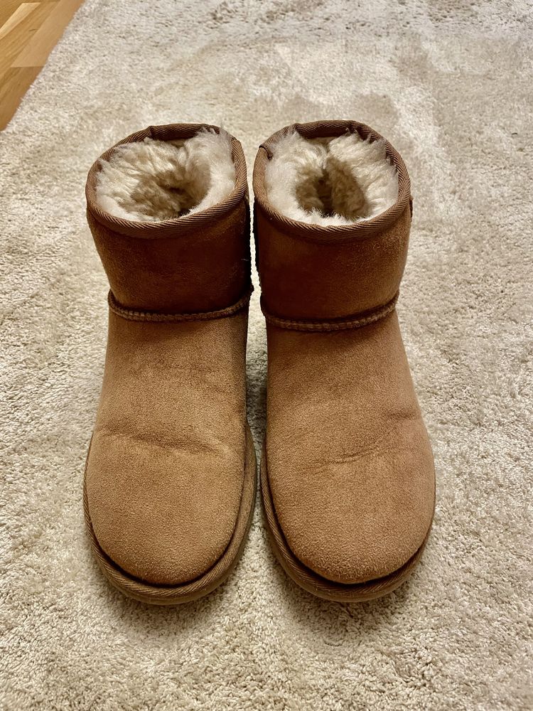 UGG scurte camel autentice