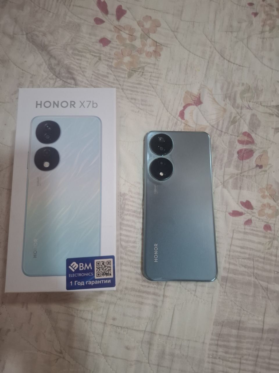 Телефон HONOR 68 гб.