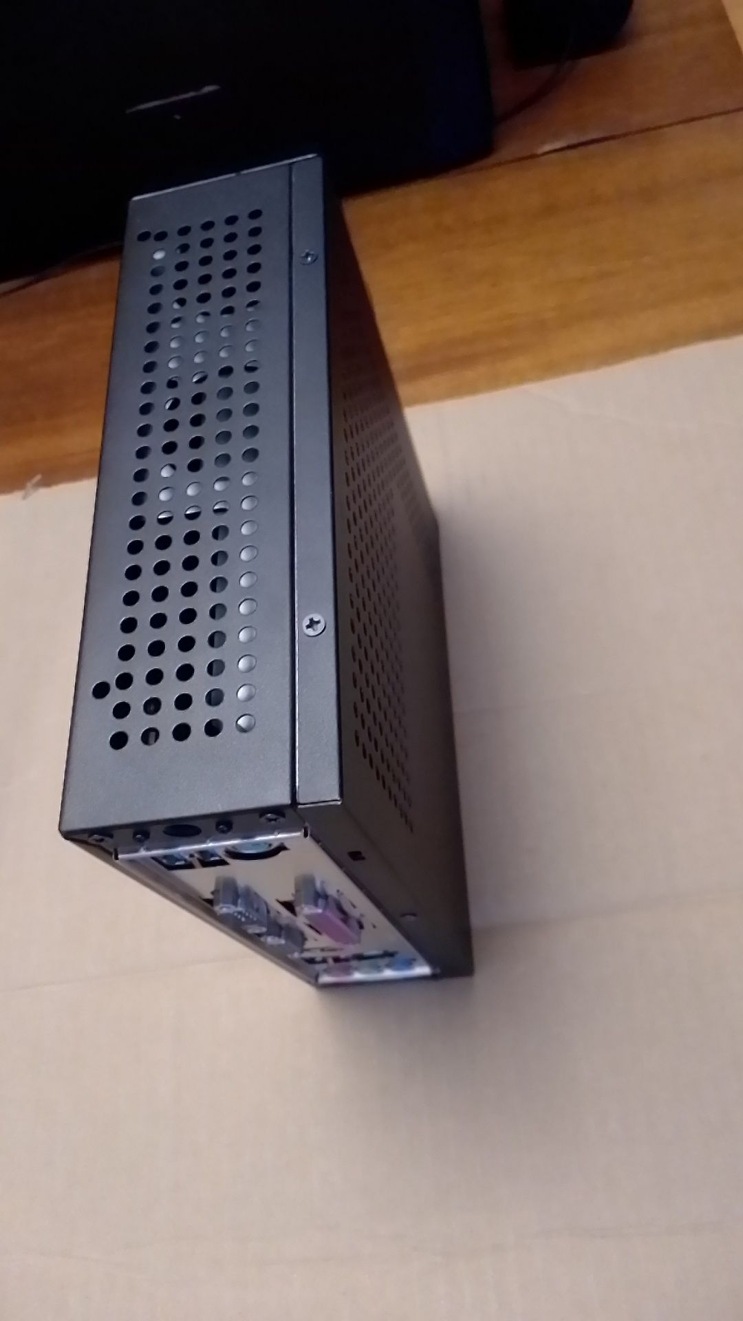 Asrock J4125B-ITX мини компютър, Celeron J4125, 8gb ram, 120gb ssd