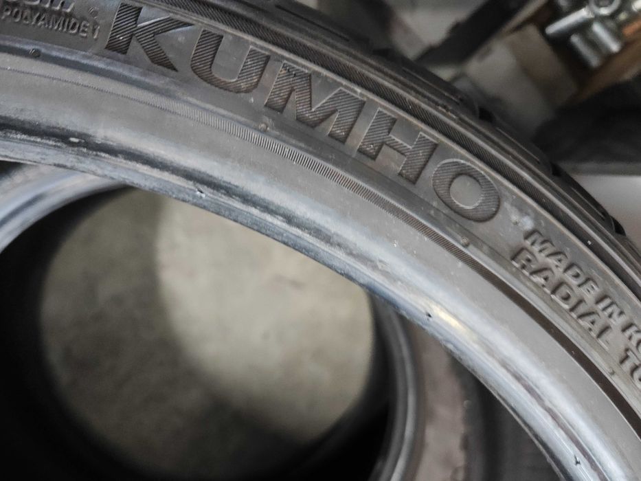 2бр.летни гуми 245/30/20 Kumho